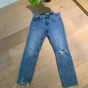 sexy and used,fits well,a bit high waisted denim